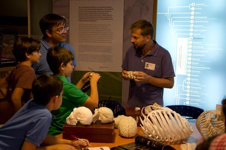 Ciencia y diversión para toda la familia en la Noche Europea de los Investigadores e Investigadoras