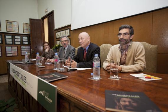 El Museo de la Evolución Humana (Burgos) presenta en el MNCN (CSIC) su exposición Neandertales desde Iberia hasta Siberia El Museo de la Evolución Humana (Burgos) presenta en el MNCN (CSIC) su exposición Neandertales desde Iberia hasta Siberia