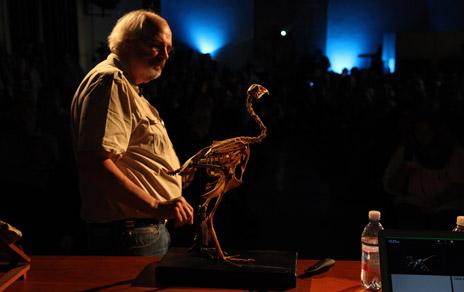 How to build a dinosaur conferencia impartida por Jack Horner  Conservador del Museo de las Rocosas (Montana)
