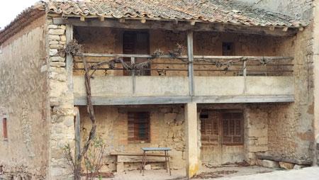 a casa abandonada del municipio de Aldea Lázaro, Segovia. / Zape Fotógrafo